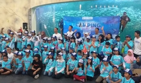 Anak-anak peserta Camping Under the Sea di Sea World.