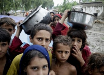 Anak-anak korban banjir di Pakistan