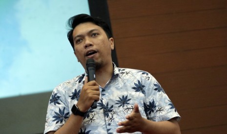 Andi Angger Sutawijaya, Direktur Turun Tangan.