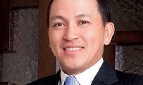 Andre J Mamuaya