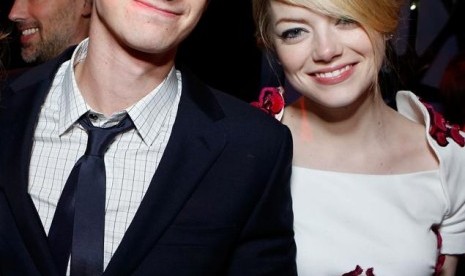 Andrew Garfield dan Emma Stone