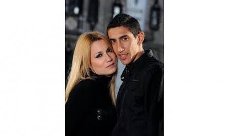 Angel di Maria bersama Jorgelina Dardoso