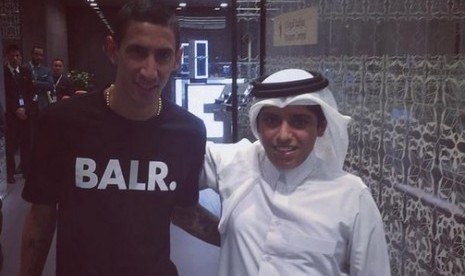 Angel Di Maria di Bandara Hamad International Doha, Qatar pada Ahad (2/8).