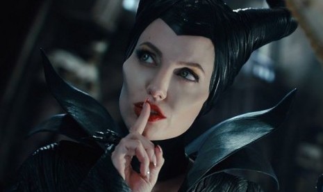 Angelina Jolie dalam Film Maleficent 2