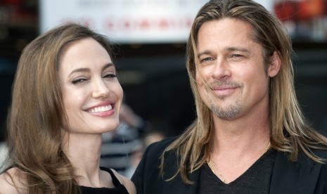 Angelina Jolie dan Brad Pitt