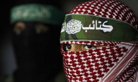 Anggota Brigade al-Qassam, sayap militer Hamas.