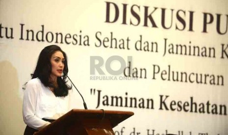 Anggota Dewan Perwakilan Rakyat Fraksi PDIP, Rieke Diah Pitaloka menjadi pembicara dalam diskusi 