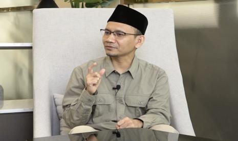 Anggota Dewan Syariah Nasional MUI Oni Sahroni dalam Fiqih Milenial Ramadhan.