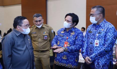 Anggota DPR Komisi V Syaifullah Tamliha menyatakan siap fasilitasi usulan infrastruktur strategis Kalsel.