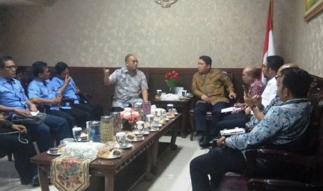 Anggota DPR RI Andre Rosiade melakukan pertemuan tertutup dengan Komisioner Komisi Pengawas Persaingan Usaha (KPPU)