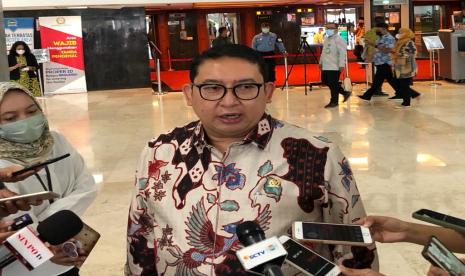 Anggota DPR RI, Fadli Zon di Kompleks Parlemen Senayan, Jakarta. Ketua BKSAP DPR Fadli Zon sebut kunjungan ke Gaza sebagai dukungan Palestina Merdeka.