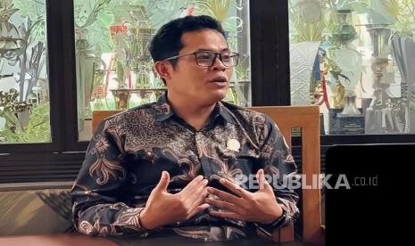 Anggota Komisi V DPRD Jabar dari Partai Solidaritas Indonesia (PSI) Iwan Koswara yang pernah menjadi aktivis tersebut menyambut baik program Cek Kesehatan Gratis.