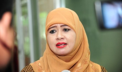 Endang Maria Astuti.