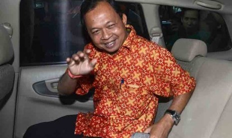 Anggota Komisi X DPR RI Fraksi PDI Perjuangan, I Wayan Koster usai diperiksa penyidik Komisi Pemberantasan Korupsi (KPK), Jakarta, Selasa (2/9). (Republika/Agung Supriyanto)