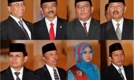 Anggota Kompolnas Baru (searah jarum jam) Anggota Komisi Kepolisian Nasional (Kompolnas) yiatu Menko Polhukam Djoko Suyanto (Ketua), Menteri Dalam Negeri (Wakil Ketua) Gamawan Fauzi, Adrianus Eliasta Meliala (anggota), Brigjen Pol (Purn) Syafriadi Cut Ali 