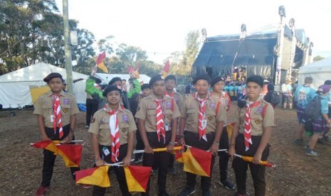 Anggota pramuka dari Indonesia hendak tampil dengan kode morse di Jambore Nasional Australia.