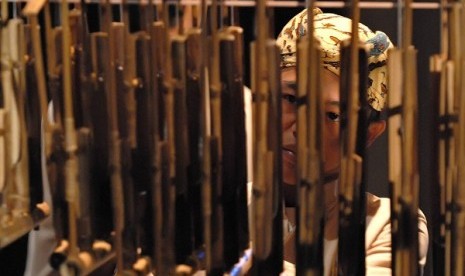 Angklung.