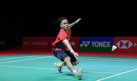 Anthony Sinisuka Ginting langsung terhenti pada babak pertama Daihatsu Indonesia Masters 2021. Ginting gagal mempertahankan gelar yang didapatkannya tahun lalu setelah disingkirkan pemain muda Thailand Kunlavut Vitidsarn.