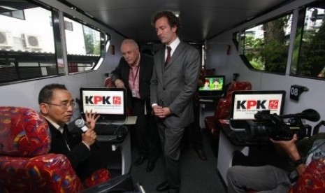 Anti-Corruption Learning Center (ACLC) bus us is launched in Jakarta on Tuesday, Oct 14.