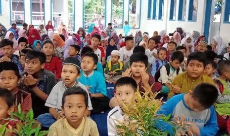 Antusiasme siswa TPA se-Gedawang dalam acara Gebyar Ramadhan Syabab Hidayatullah dan BMH.