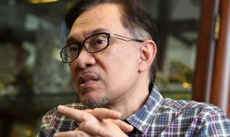 Polisi akan Panggil Anwar Ibrahim Terkait Pelecehan Seksual.