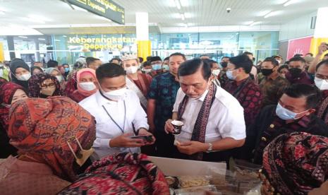 AP II mendukung penuh program Gerakan Nasional Bangga Buatan Indonesia (Gernas BBI) yang diinisiasikan Kementerian Koordinator Bidang Kemaritiman dan Investasi (Kemenkomarves).