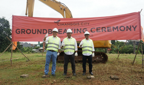 Apartemen Cimanggis City melakukan groundbreaking pembangunan apartemen.