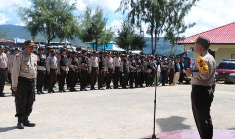 Apel Pengamanan Pilkada Susulan Paniai, Senin (23/7). 