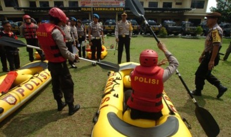 Apel siaga bencana tersebut dilakukan dalam rangka mengantisipasi kemungkinan terjadinya bencana alam saat memasuki musim penghujan seperti banjir, longsor, pergerakan tanah, pohon tumbang, dan gempa bumi