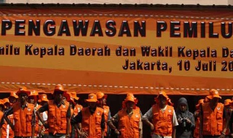 Apel siaga Pengawasan Pemilu Terpadu (Awaslupadu) di lapangan kantor Bawaslu,Jakarta, Rabu (10/7). 