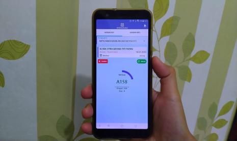 Aplikasi Mobile JKN dan Care Center 1500 400 milik BPJS Kesehatan dapat menjadi pilihan bagi peserta JKN-KIS ditengah himbauan pemerintah untuk melakukan social distancing