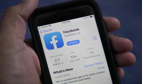 Aplikasi Facebook. Meta mengumumkan pemutar video baru untuk menampilkan Reels, konten berdurasi lebih panjang, dan video Live secara seragam di aplikasi Facebook.