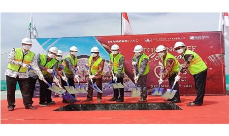 Apple3 Condovilla telah masuk tahap penutupan atap atau topping off pada Sabtu (18/12) kemarin.