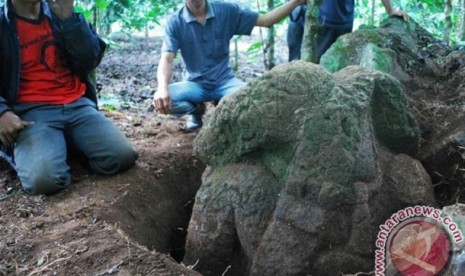 Arca manusia tanpa kepala mirip dengan prajurit zaman Kerajaan Sriwijaya.