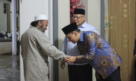 Ardie usai silaturahim di kediaman Ponpes Attolibiyah Bumijawa Habib Muhammad Bin Tholib Al- Athos di Kabupaten Tegal, Rabu (23/5).