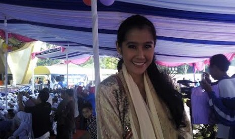 Ardina Rasti di acara buka puasa bersama 1.000 anak yatim