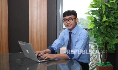 Jangan Jadi Penonton Revolusi AI, Saatnya Jadi Pen