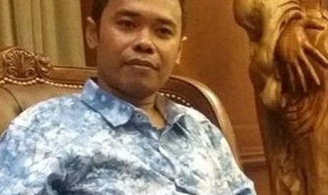  Arif Nurul Imam, Peneliti Politik POINT Indonesia.