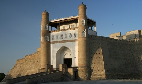 Ark Citadel (Benteng Bahtera) di Kota Bukhara, Uzbekistan.