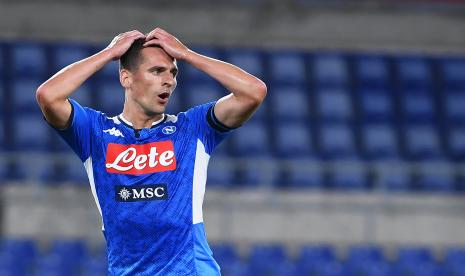 Penyerang Napoli, Arkadiusz Milik.