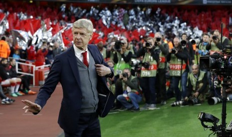 Arsene Wenger di Old Trafford.