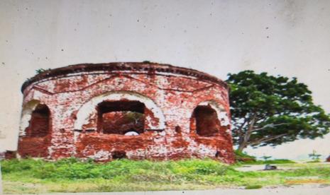 Artefak di Pulau Kelor di Kepulauan Seribu.