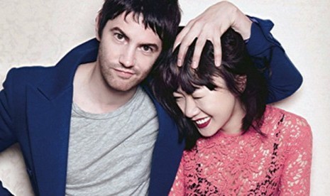 Artis Korea yang memiliki kekasih asing, Bae Donna dan Jim Sturgess 