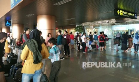 Arus balik penumpang di Bandara Supadio, Pontianak meningkat Selasa (19/6), jelang berakhirnya cuti bersama Lebaran yang ditetapkan pemerintah pada Rabu (20/6). (ilustrasi)