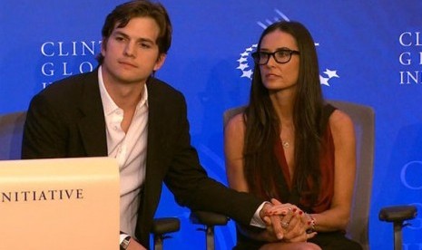 Ashton Kutcher dan Demi Moore.