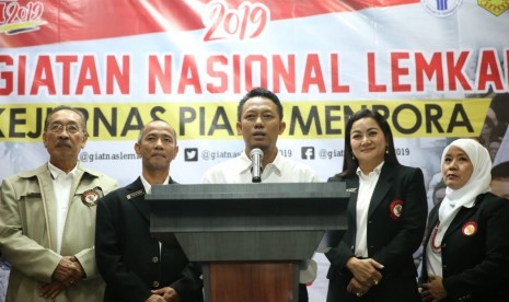 Asisten Deputi Promosi dan Industri Olahraga Sandi Suwardi Hasan atas nama Kementerian Pemuda dan Olahraga dukung diselenggarakannya Kejuaraan Nasional Lembaga Karate-do Indonesia (Kejurnas Lemkari).