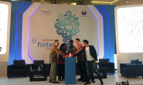 Asosiasi Fintech Indonesia menggelar Fintech Fair 2018 di Center Atrium Mall Taman Anggrek, Jakarta, mulai 13-15 Juli. 