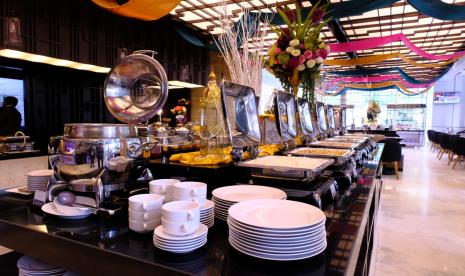 Aston Priority Simatupang Hotel and Conference Center menyediakan   paket berbuka puasa All You Can Eat Buffet seharga Rp. 258 rbu nett per orang mulai 24 April 2020. 