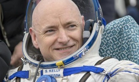 Astronot AS, Scott Kelly pensiun setelah memecahkan rekor misi luar angkasa terlama