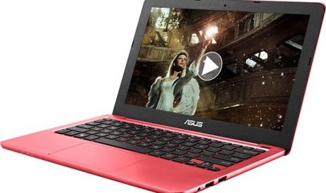 Asus E202.